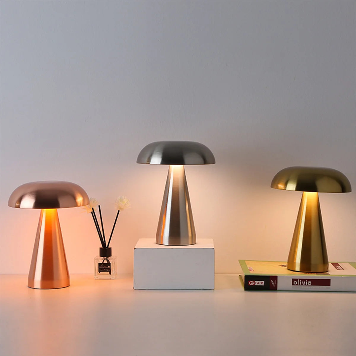 Mushroom Table Lamp with Touch Dimming